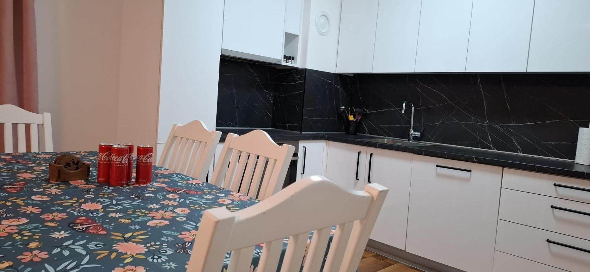 Luxury With Garage - Lejla Sarajevo