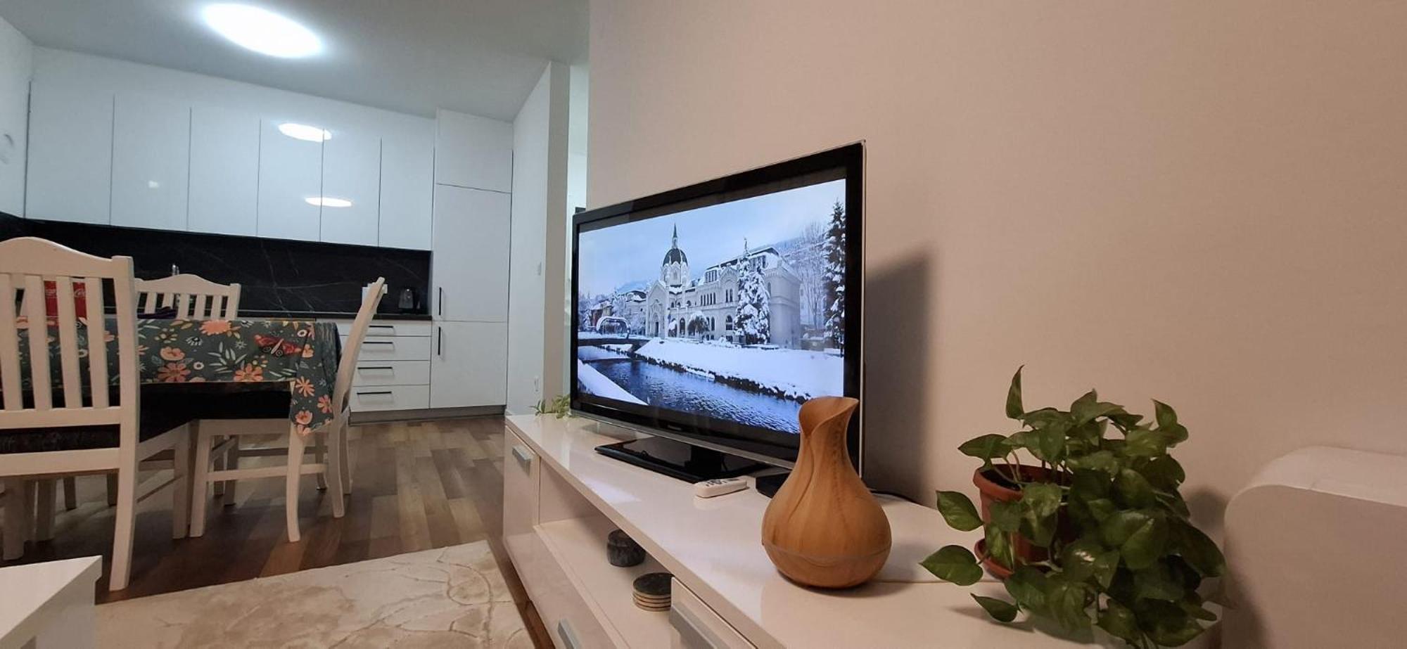 Luxury With Garage - Lejla *